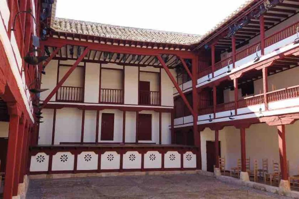 Apto. Singular En La Mancha Banco De Inversiones Argamasilla de Alba Exteriér fotografie
